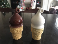 1960s DAIRY QUEEN SALT AND PEPPER SHAKERS CERAMIC