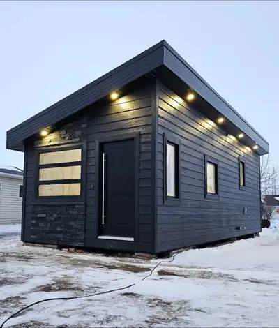 Ready to move modern built home 32' by 12' Full kitchen Full bathroom Full laundry closet 1 bedroom...