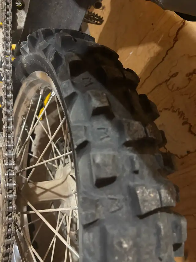 2012 Suzuki rmz450 in Dirt Bikes & Motocross in Regina - Image 7