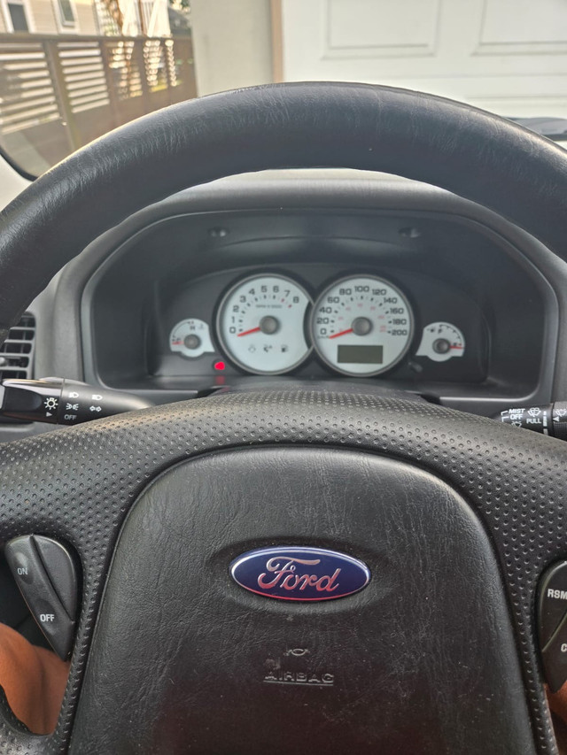 2007 Ford Escape XLT 4WD – Clean, Reliable, Versatile in Cars & Trucks in Vancouver - Image 3