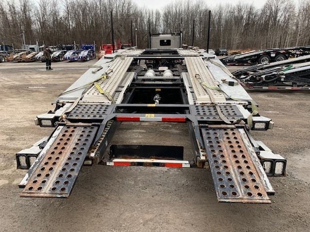 2018 Peterbilt 389 w/ 2018 Cottrell CX-09LS3 in Heavy Trucks in Brockville - Image 4