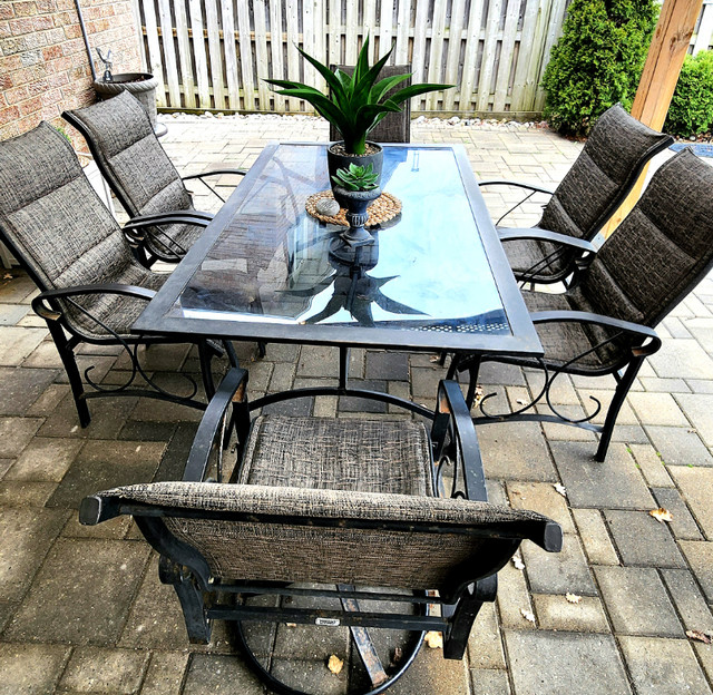 Outdoor Furniture 10 pc in Patio & Garden Furniture in Markham / York Region - Image 3