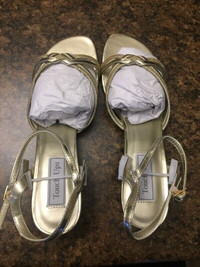Touch Ups Women's Gold Sandals Size 11