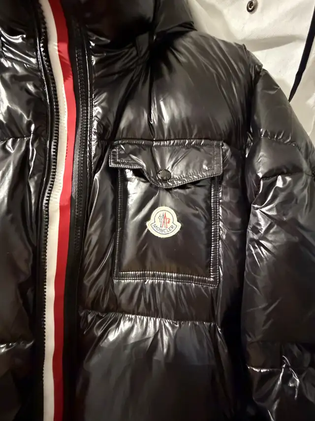Manteau Moncler jacket in Men's in Laval / North Shore - Image 5