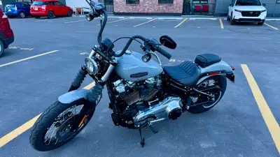2025 Harley-Davidson Street Bob 117 – Only 187 km – $20,500 Firm For sale is a nearly new 2025 Harle...