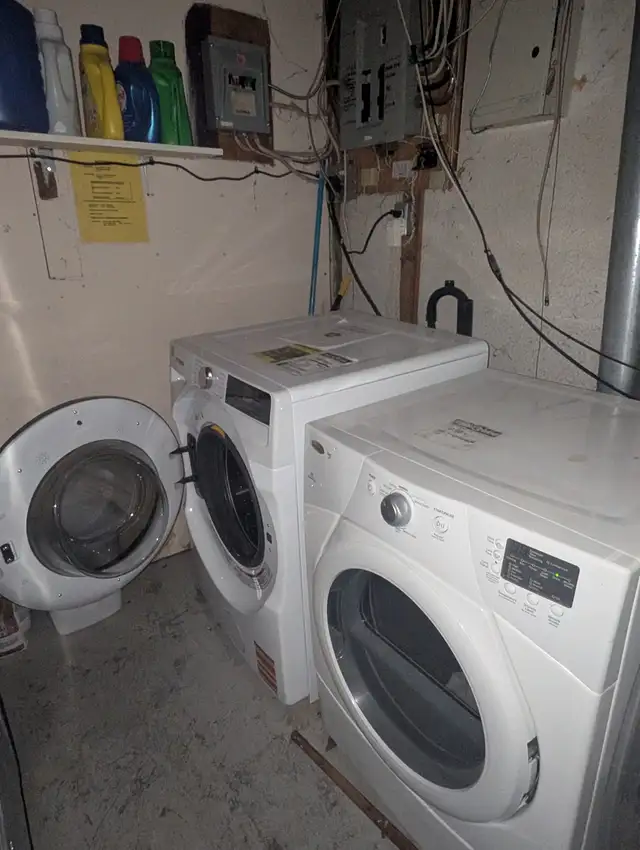 $1,400 - 1 Bedroom Basement Apartment for Rent in Pickering in Long Term Rentals in Oshawa / Durham Region - Image 11
