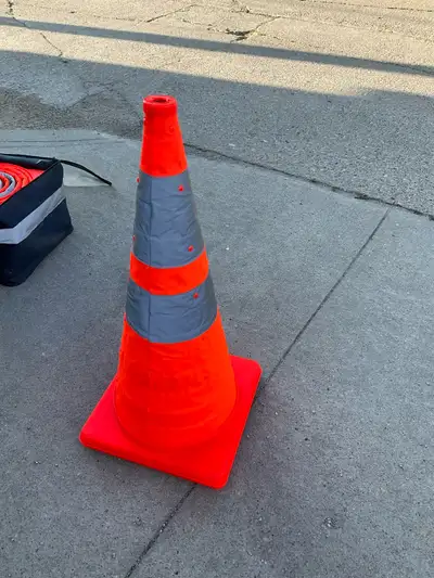 Collapisble Pylons / Safety Cones (set of 5), View more