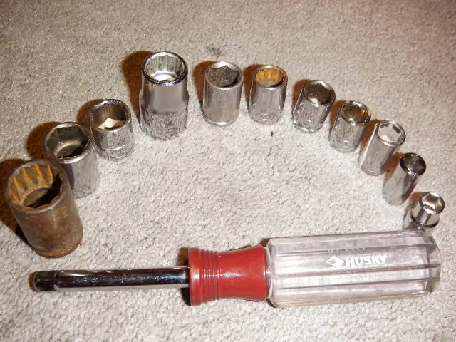 12-PIECE SOCKET SET, $12.628543906944021220
