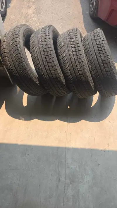 Selling a set of Michelin Latitude X-Ice winter tires, size 225/65R17. Studless Only 1 season used –...