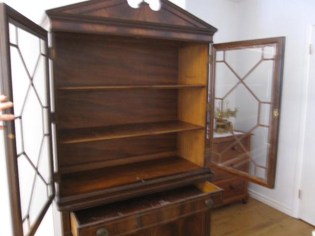 Small English hutch for sale in Hutches & Display Cabinets in Winnipeg