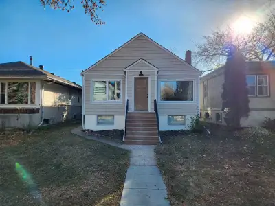 Welcome to your dream home in one of Edmonton’s most desirable neighborhoods! This beautifully updat...