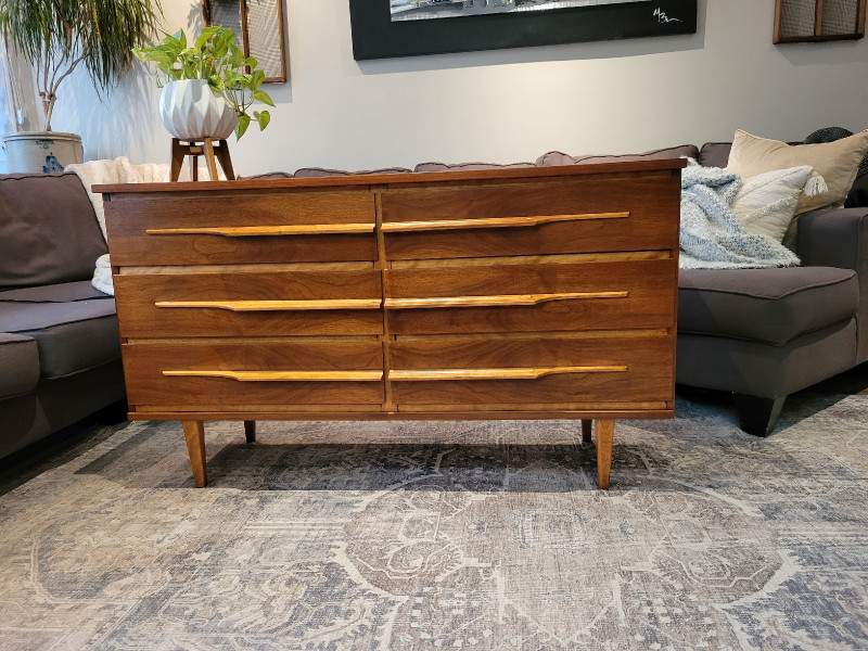 MCM vintage dresser Dressers & Wardrobes Mississauga / Peel Region