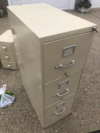 I deliver! Deep 3 Drawer Letter File Cabinet