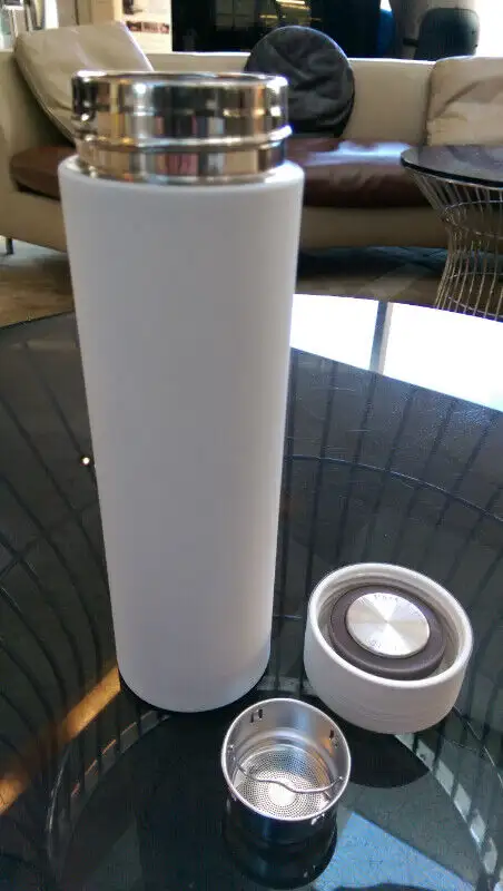 Stainless Steel Vacuum Flask in Other in Markham / York Region - Image 2
