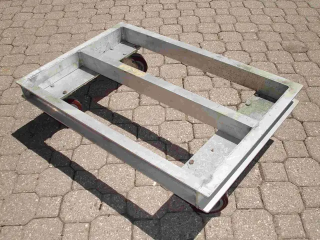 Two Welded Aluminium HD Dolly with over 2000 lb capacity in Other in Barrie - Image 2