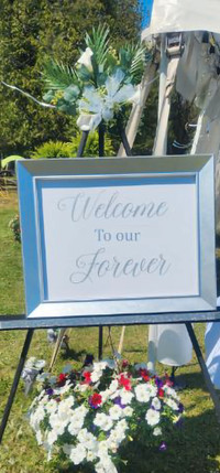 2 Wedding Easel With Rhinestone Edge