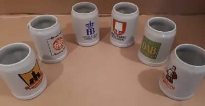 Choppes de bière en grès (6) / Beer Mugs (6), View more