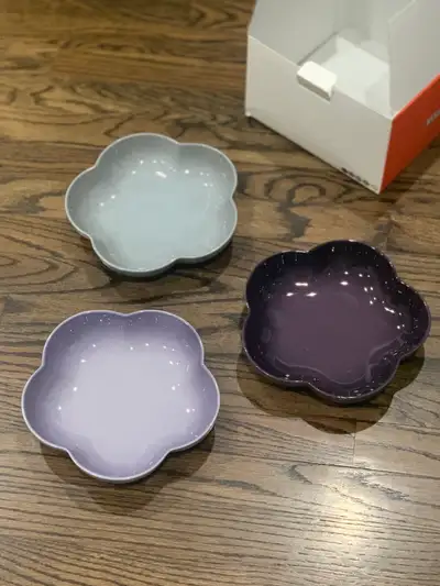 $150/3 New Le Creuset Medium Flower Dishes, View more
