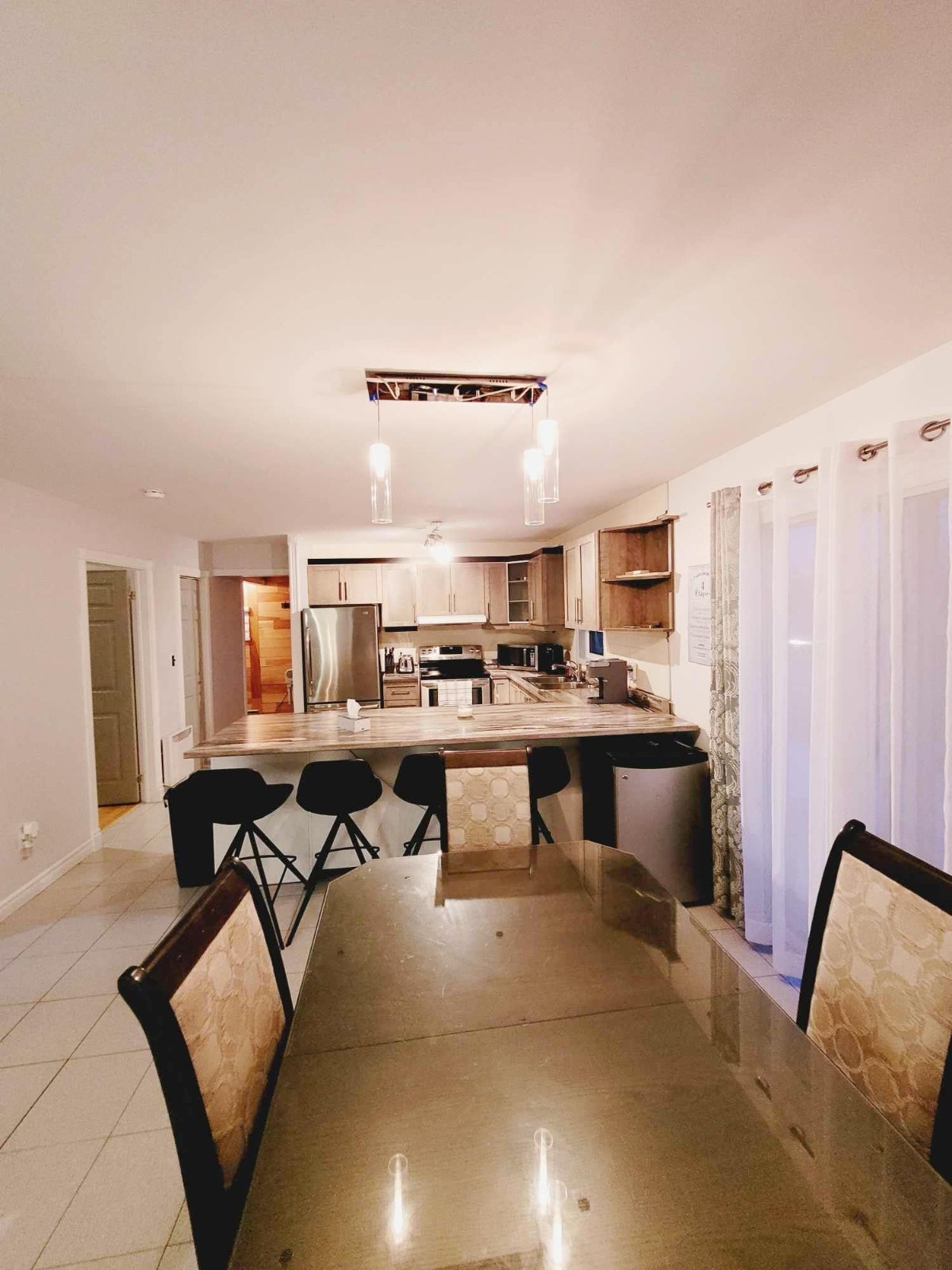 1448 Boulevard Laure — photo 3
