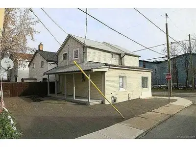 2 Bedroom 1 Bathroom Rental