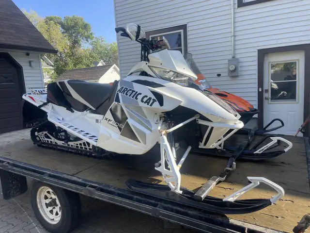 2007 Arctic Cat Z570 LX in Snowmobiles in Regina - Image 7