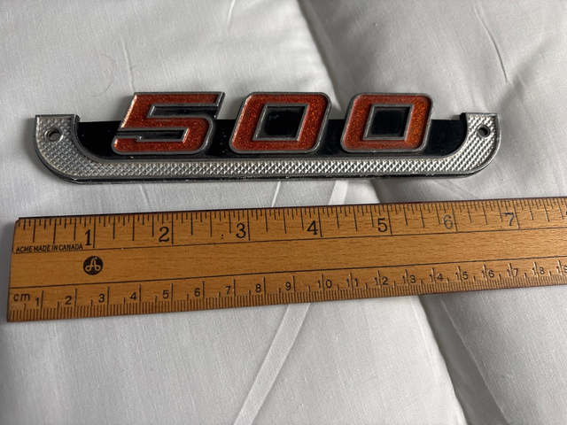 Suzuki motorcycle badge in Motorcycle Parts & Accessories in Markham / York Region - Image 2