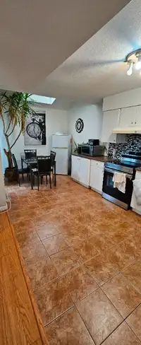 Private room for rent in Burnaby house