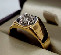 8.643g 18K Yellow Gold Mens Ring w/.45CT Round Cut Diamond