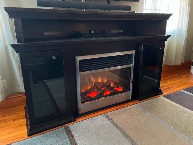 Media Cabinet with Electric Fireplace in TV Tables & Entertainment Units in Sarnia - Image 2