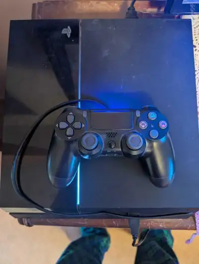 PS4 with 40 to 50 games on external 3tb hard drive, View more