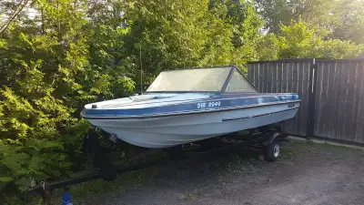 1965 sunray boat and trailer.Boat needs interior and restoring.No motor. $400.00 or best offer.