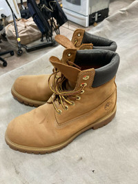 Size 8.5 men’s Timberland boots