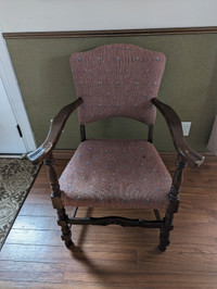Walnut side chair antique