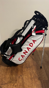 Brand New!! GOLF CANADA Official Golf Bag