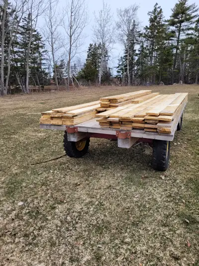 18 pieces 1"X8"X12' 22 pieces 1"X6"X12' 24 pieces 1"x6"X 8' Sawed with a bandsaw. Pick up in Foxley...