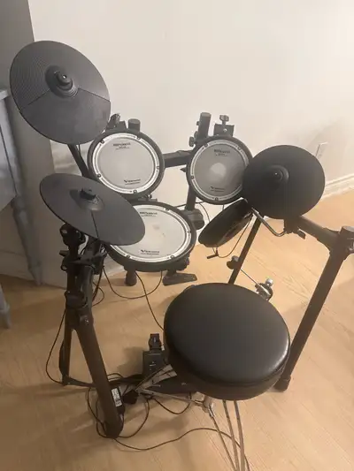 Roland V-Drums Drum Set, View more