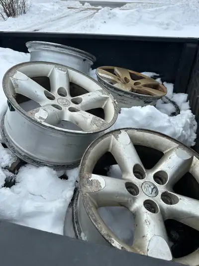 20 inch aluminum metal rims with two spacers