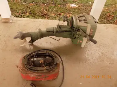 My dads old motor Hasn't run in a while, but pulls Pulls over easily and has compression. Great for...