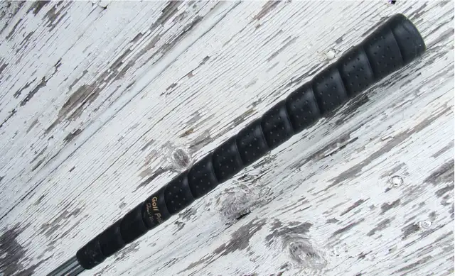 Wilson Custom Clubs Series II SW (RH) - $10.00 in Golf in Belleville - Image 6