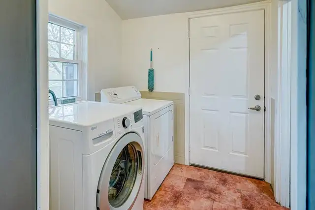 Kirkendall Apartment!  FIRST MONTH PROMOTION!!!63417674894467124