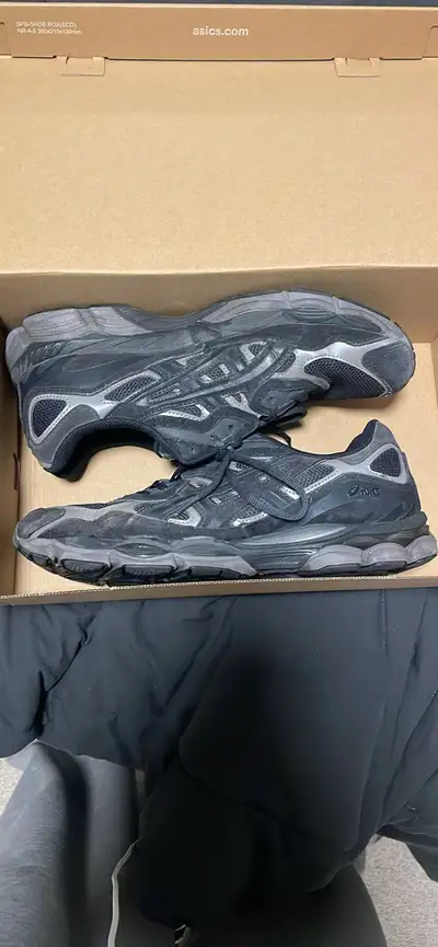 Acics gel nyc size 10.5, View more