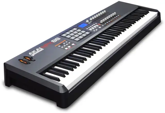 Akai MPK88 PRO Hammer-Action 88-Key USB/MIDI Keyboard Controller in Pianos & Keyboards in City of Toronto - Image 2