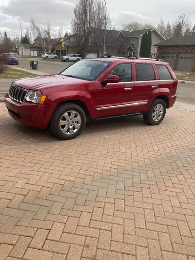 2010 Jeep Grand Cherokee Limited, LOW KM'S FULLY LOADED