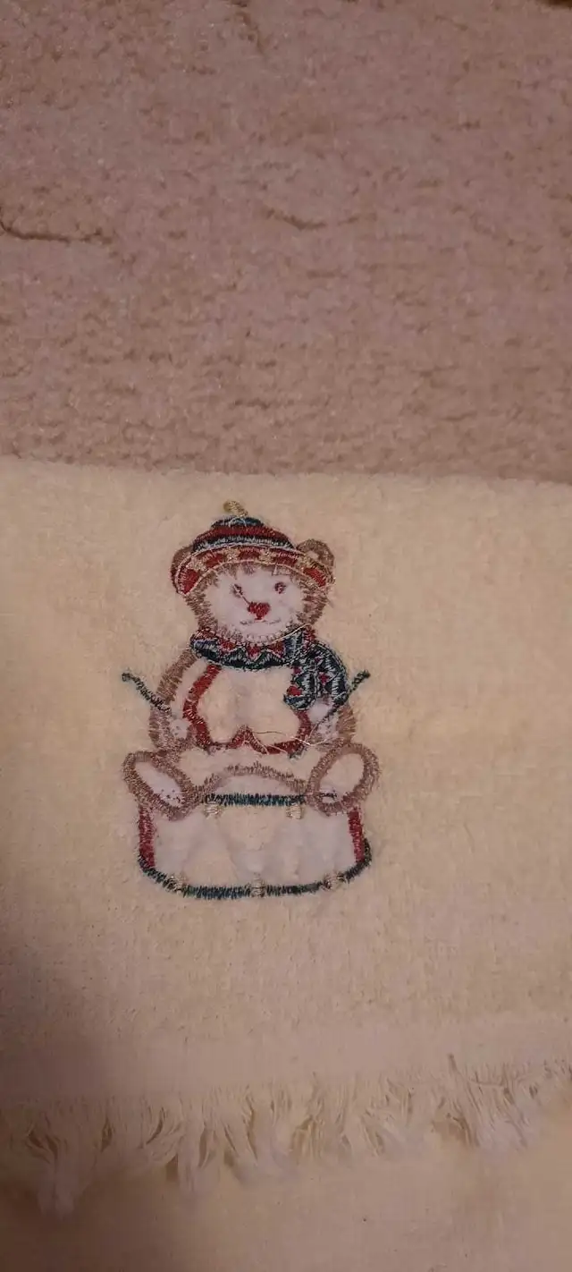 Christmas Towels, Teddy, Bath, Hand and fingertip towel in Bathwares in Markham / York Region - Image 8