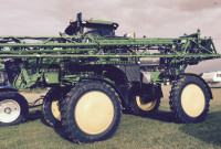 Self propelled sprayer accessories 