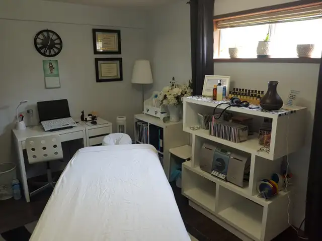 RMT is looking to expand his clientele in Massage Services in Edmonton - Image 3