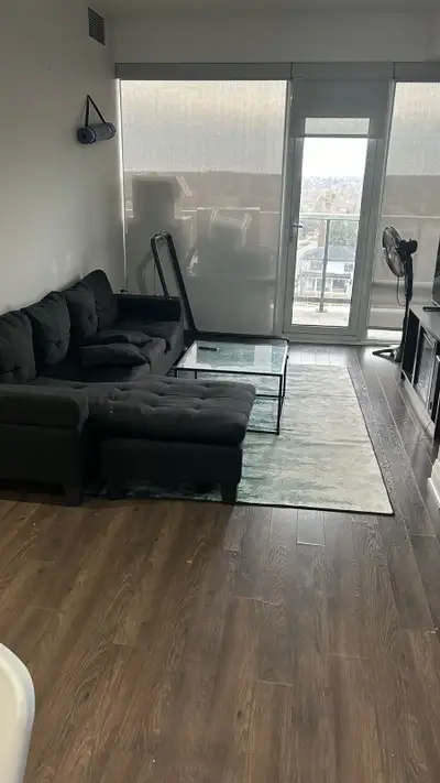 Bright & Cozy 1 Bedroom for Rent in 2 bed condo on Highway7 Vaughan. A clean, private bedroom availa...