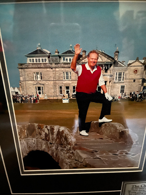 Tiger Woods Jack Nicklaus 2005 British Open Framed Picture in Arts & Collectibles in Mississauga / Peel Region - Image 3