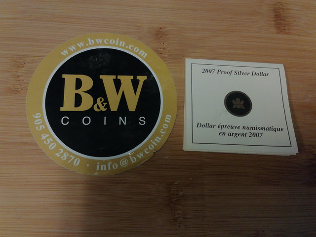 2007 Royal Canadian Mint Proof Silver Dollar Coin in Arts & Collectibles in Mississauga / Peel Region - Image 3