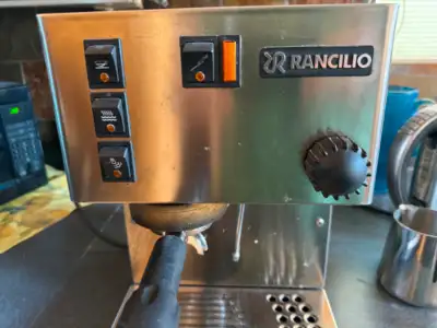 Selling a Ranchilio Silvia Espresso machine. It is in great shape and works very well I have done al...